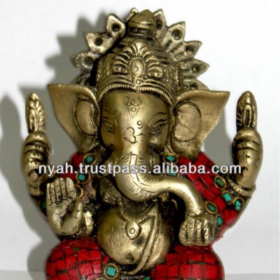 BRASS GANESHA w/CORAL